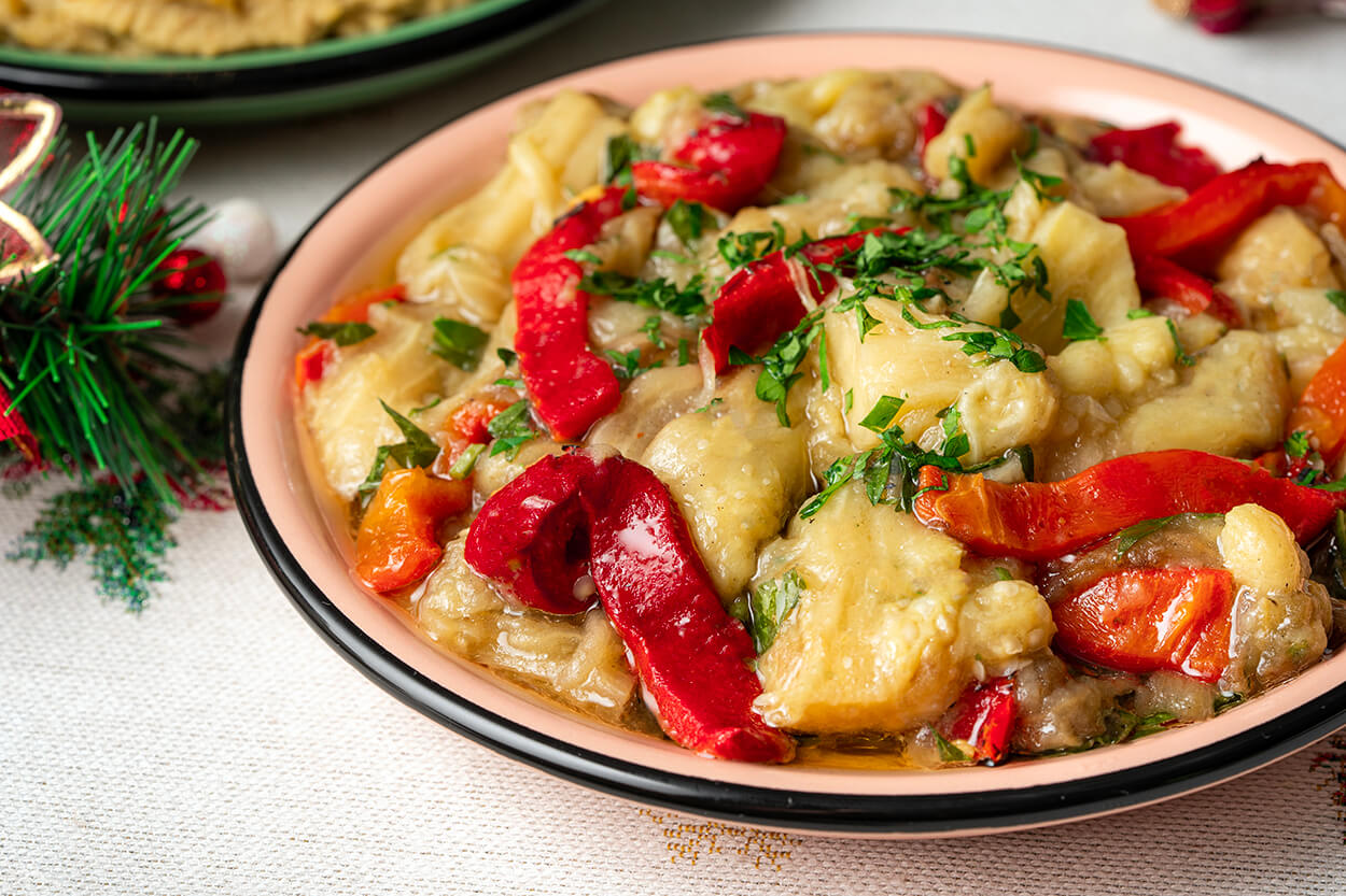 Közlenmiş patlıcan salatası