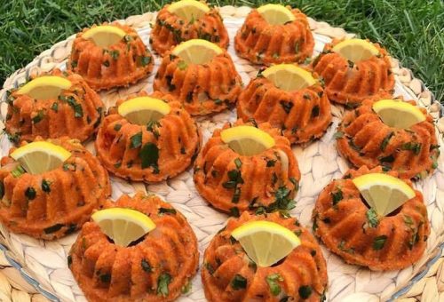 Mercimek Köftesi Tarifi (Tam Ölçülü ve Şık Sunumlu)